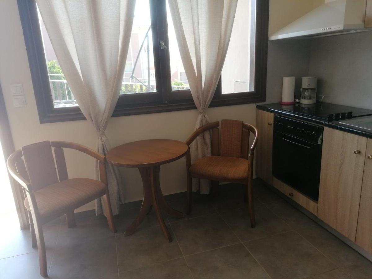 Ionion Fos Aparthotel Никиана Екстериор снимка